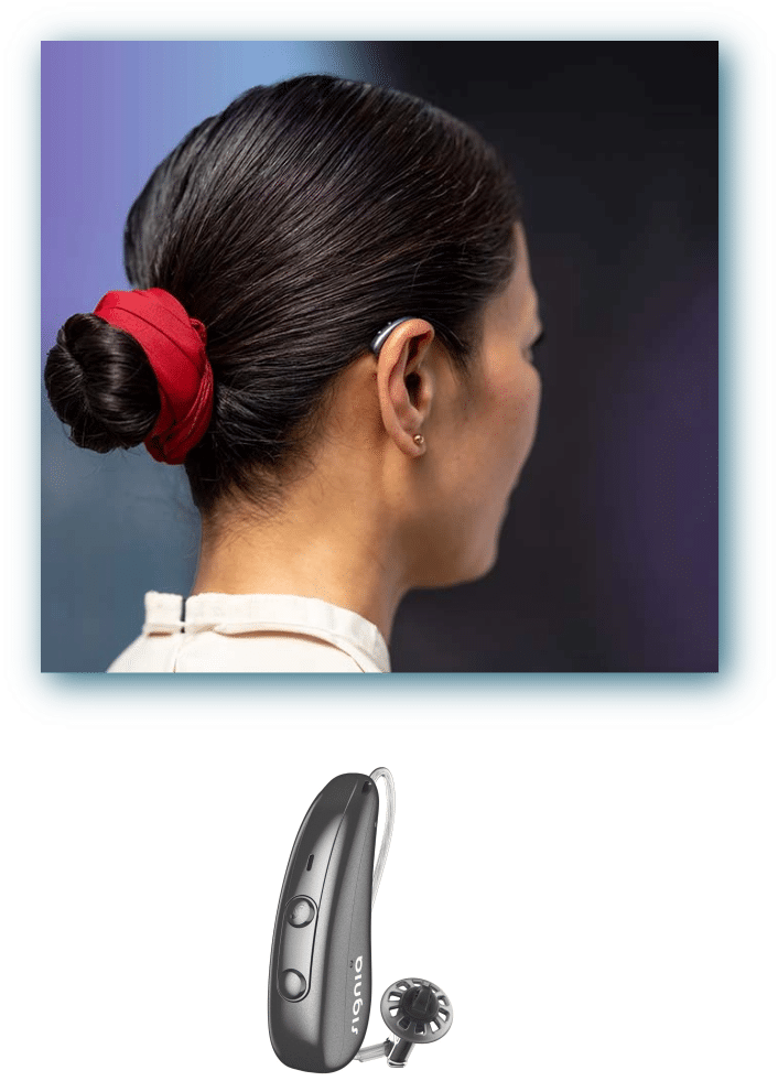 Woman wearing the Signia Pure Charge and Go hearing aids